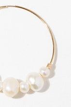 Load image into Gallery viewer, Tefnut Pearl Earrings