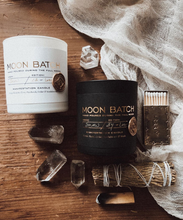 Load image into Gallery viewer, Moon Batch Candle - Black
